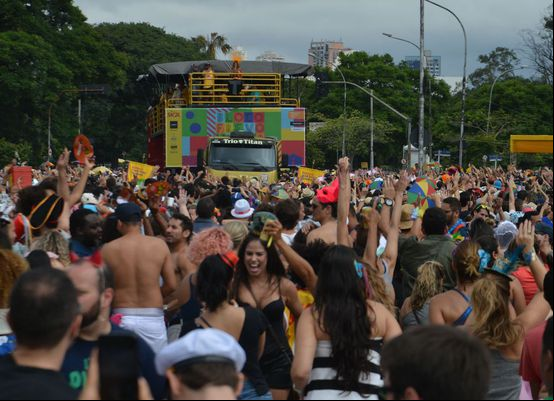 Carnaval de Salvador começa hoje celebrando 40 anos do Axé