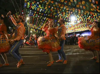 Festa popular mais frequentada é a junina, e não o carnaval