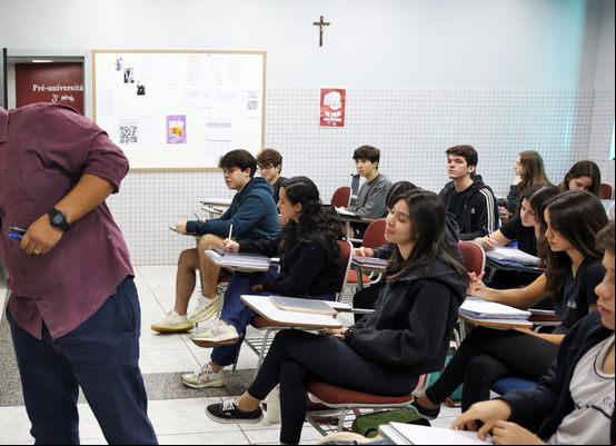 Inscrições para o Pé-de-Meia Licenciatura começaram nesta sexta; descubra quem pode participar