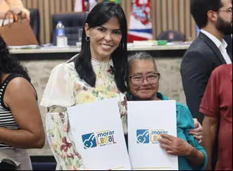 Programa entrega 240 títulos de propriedade em Morro do Chapéu